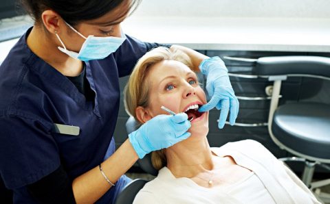 Maximizing the Use and Effectiveness of Teeth Whitening Treatment